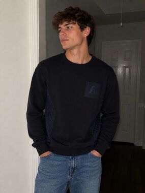 🩷FIRM PRICE🩷 Authentic Emporio Armani Sweatshirt